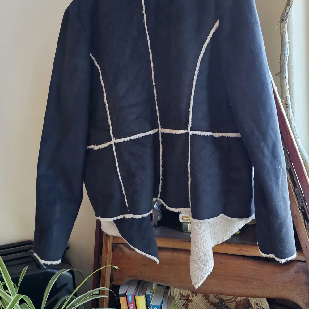 Lovestitch Black and Cream Draped Teddy Jacket - Picture 2 of 4